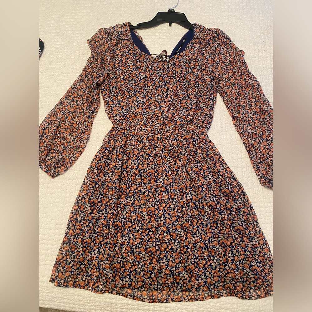 Women dress floral